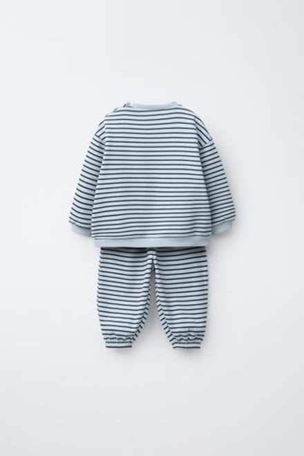 ZARA КОМПЛЕКТ ИЗ ТОЛСТОВКИ И БРЮК-ДЖОГГЕРОВ В ПОЛОСКУ, ВЫЦВЕТШИЙ СИНИЙ