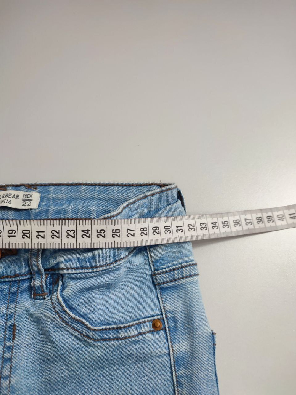 Джинсы Pull&Bear светлые 38 размер