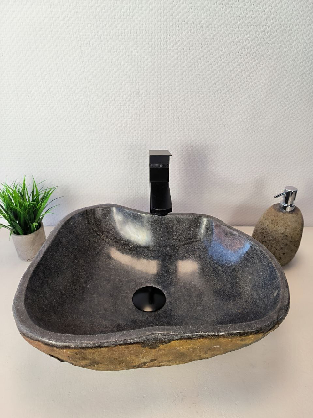 Раковина из речного камня RS-65961 45х37х16 из натурального камня