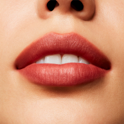 MAC Cosmetics Powder Kiss Liquid Lipcolour - жидкая матовая помада, 5 ml