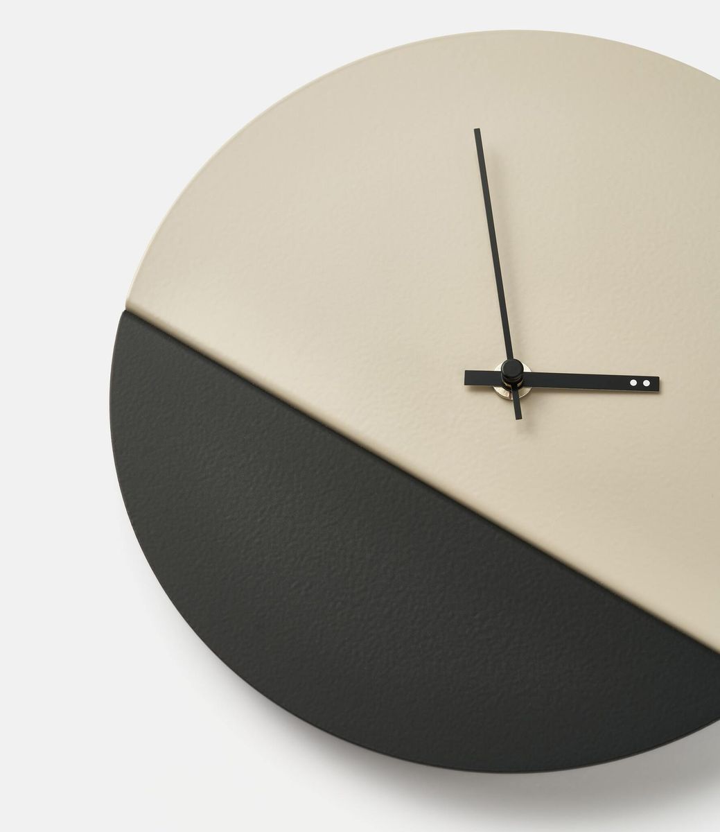 TOO Designs Too Tone Clock Stone Grey & Black — настенные часы