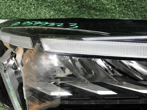 Битая Фара правая Geely Coolray (2023-н.в.) LED
