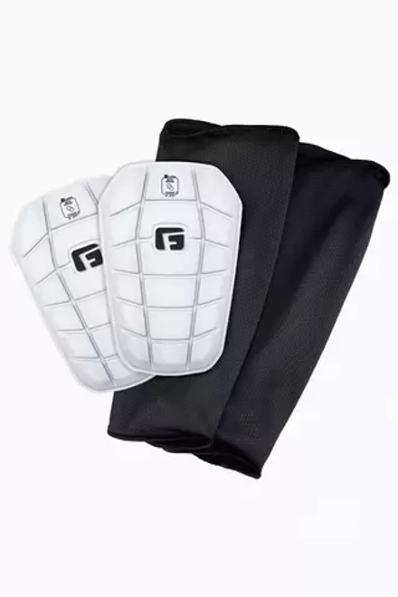 Футбольные щитки G-Form Pro-S Blade - белый