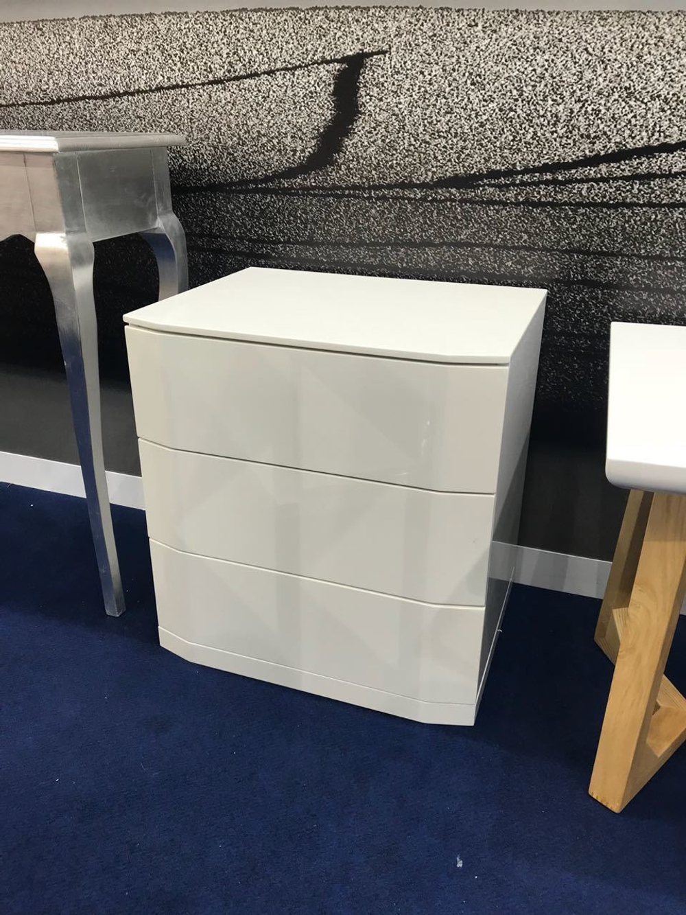 Тумба прикроватная DUPEN M-112 белая