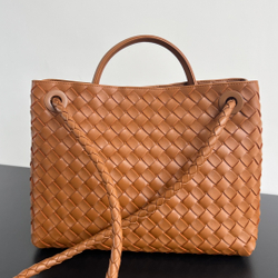 Bottega Veneta Medium Andiamo 32 cm