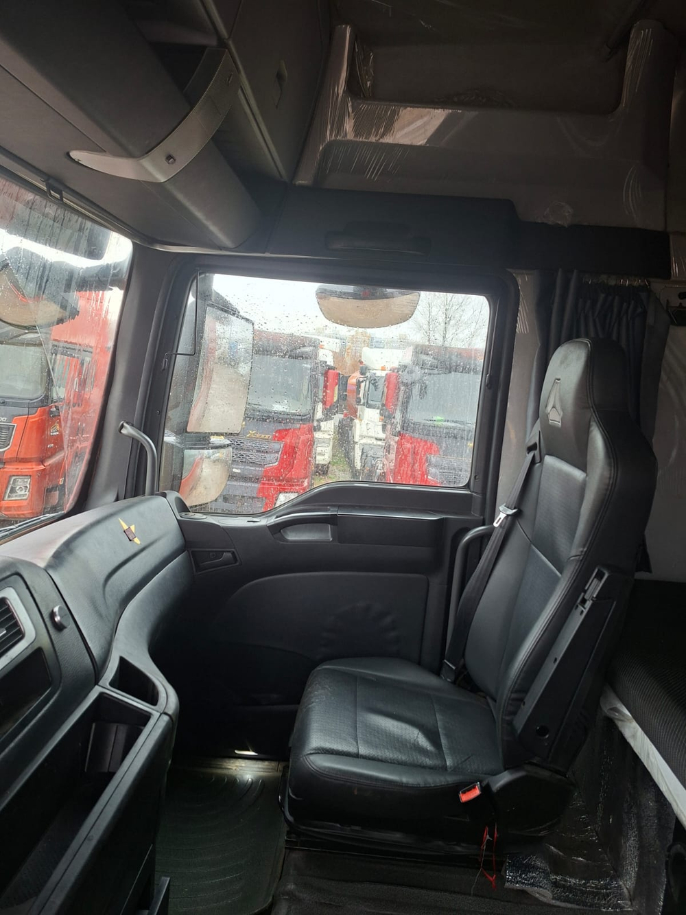 SITRAK C7H 4x2 Седельный тягач ZZ4186V361HE (Дизельный, 12,4 л, 480 л.с., АТ)