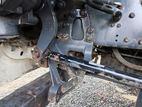 Кронштейн рессоры передней левый