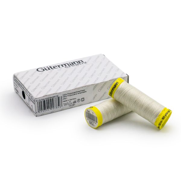 Нитки для трикотажа Gutermann Maraflex 120 (150 метров), 5 кат. | _001 молочный (сумрачно-белый)