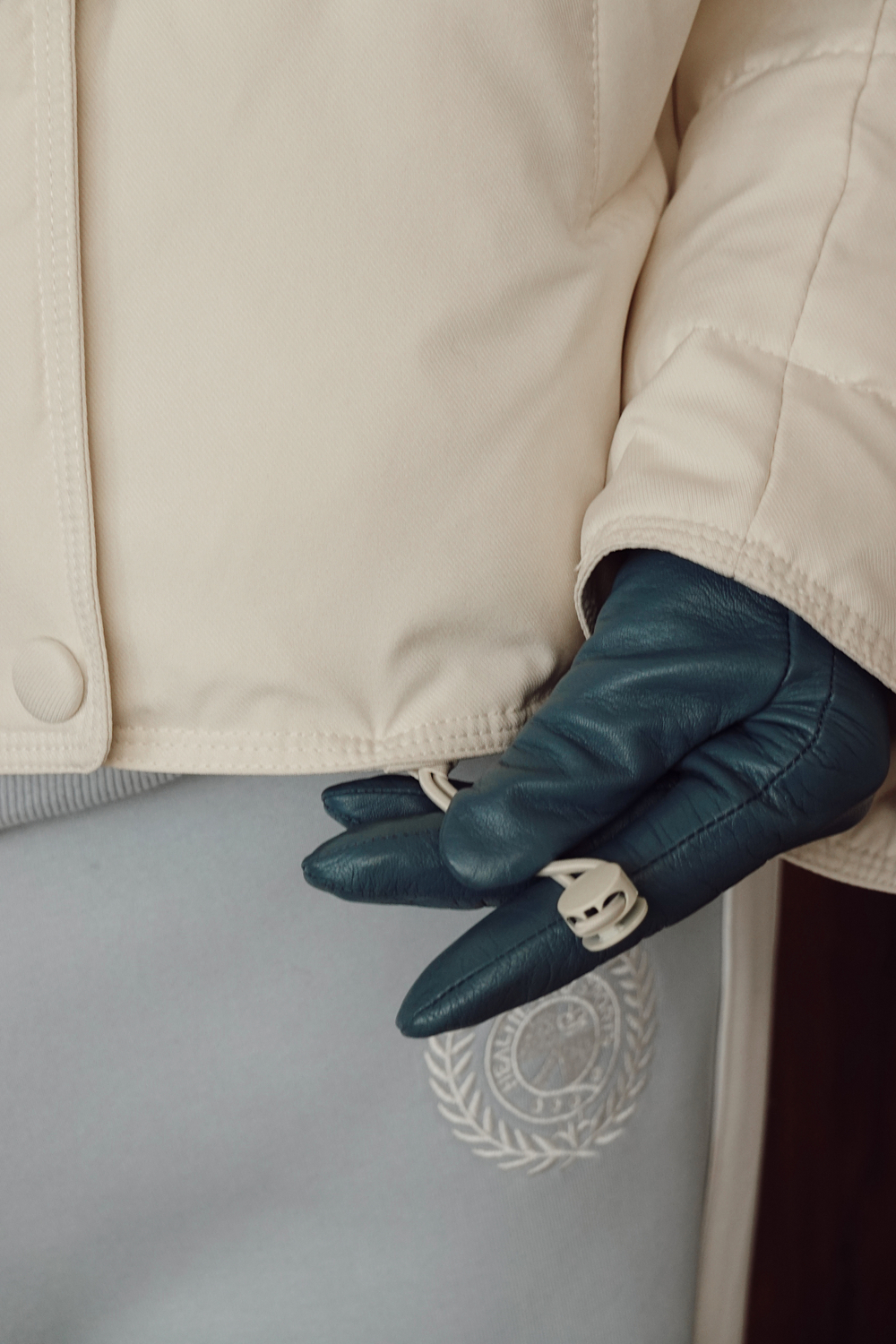 Куртка демисезонная с воротником из трикотажа