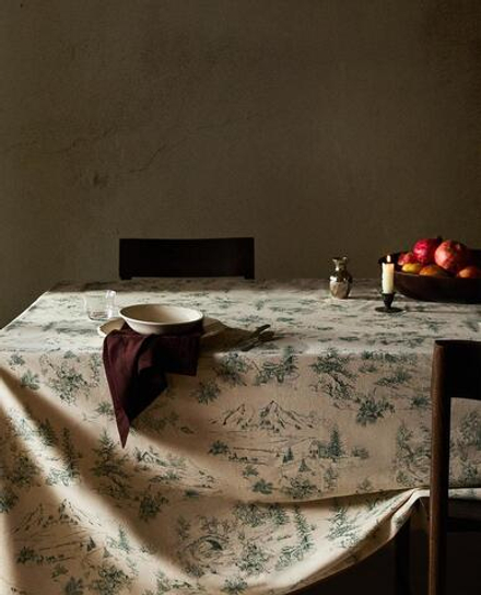 ZARA HOME ХЛОПКОВАЯ РОЖДЕСТВЕНСКАЯ СКАТЕРТЬ С КОНТРАСТНЫМ УЗОРОМ, ЗЕЛЕНЫЙ