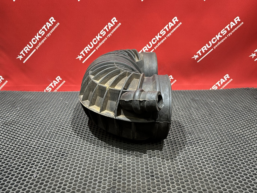 Патрубок воздушного фильтра