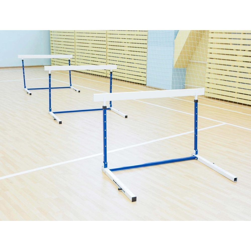 Барьер для легкой атлетики переменной высоты (складной, с противовесом) ZAVODSPORTA