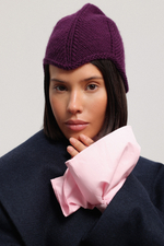 Вязаная шапка-шлем