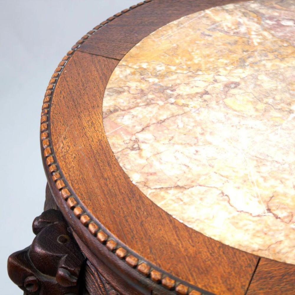 Винтажная резная подставка