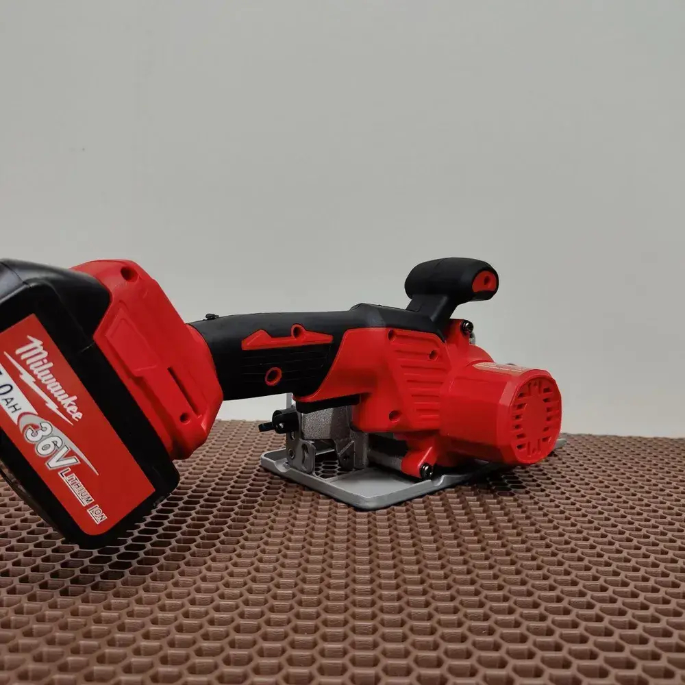 Набор аккумуляторного инструмента Milwaukee 6в1