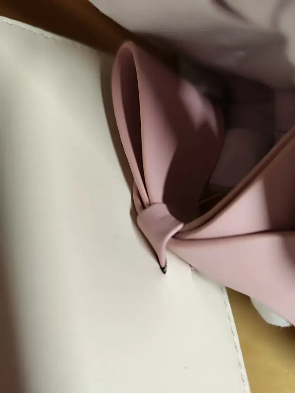 Сумка через плечо багет y2k с бантиком