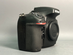 Nikon D800 77.000 кадров