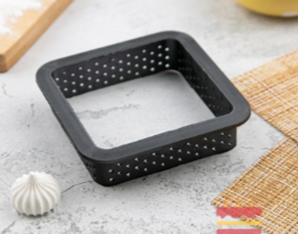 Форма перфорированная для выпечки (квадратная) термопластик 8,2x8,2x2 см