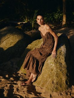 Massimo Dutti Платье со сборками и бретелями, шоколадный