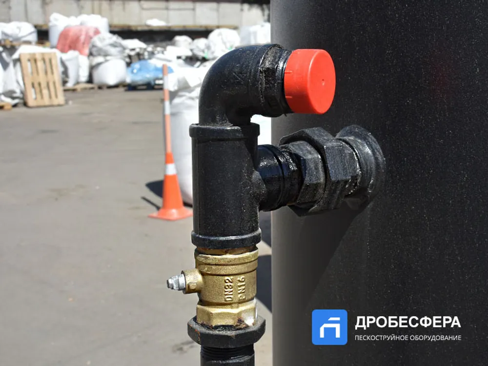 Пескоструйный аппарат PST-PS-250-1 с шиберным дозатором