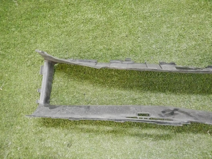 Воздуховод радиатора Porsche Macan 95b (2014-2018)