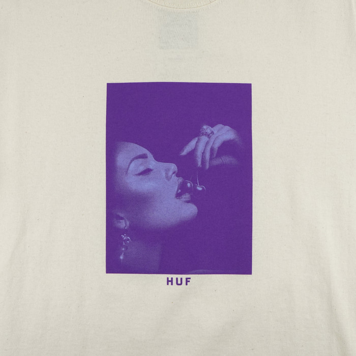 Футболка мужская HUF Cherries артикул:TS01513 NATUR - купить в магазине Дайс