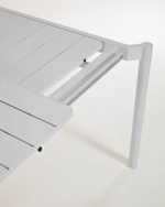 Раздвижной уличный стол Zaltana из алюминия светло-серого цвета, 180 (240) x 100