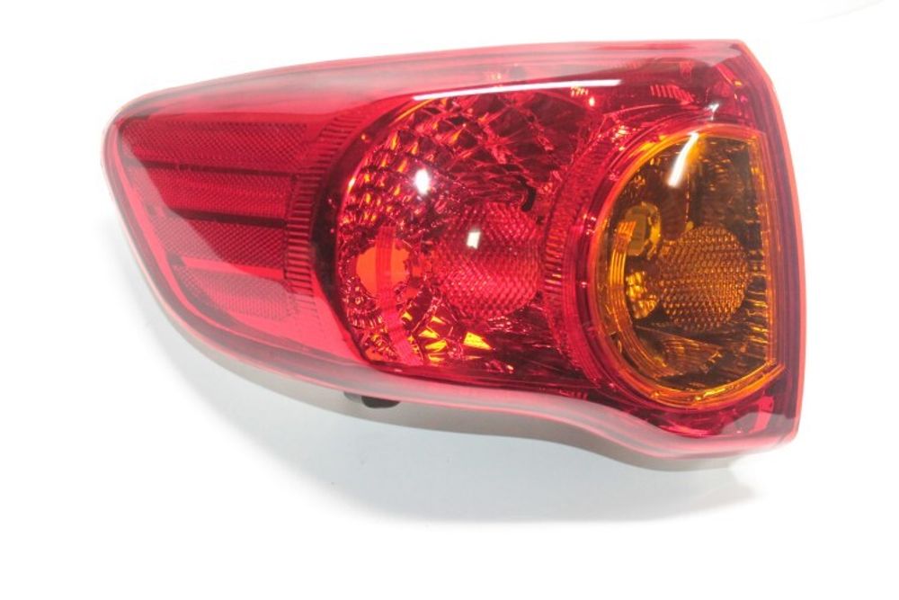 Фонарь задн. в сб. Toyota Corolla E150 лев. с 2006 до 2010 г. наруж. (COMPONENT)