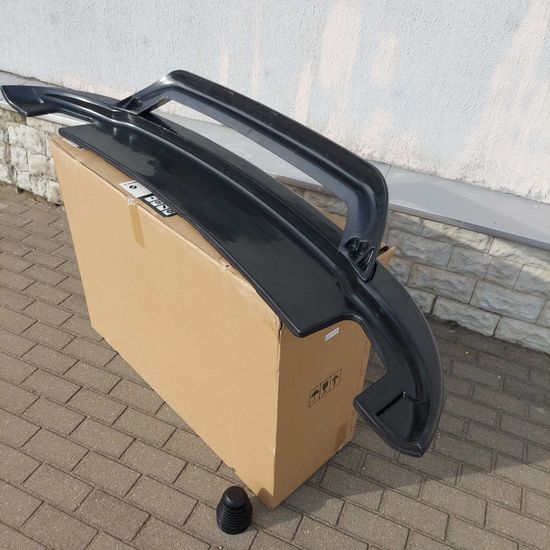 Накладка переднего бампера для VW TOUAREG 2010-2018