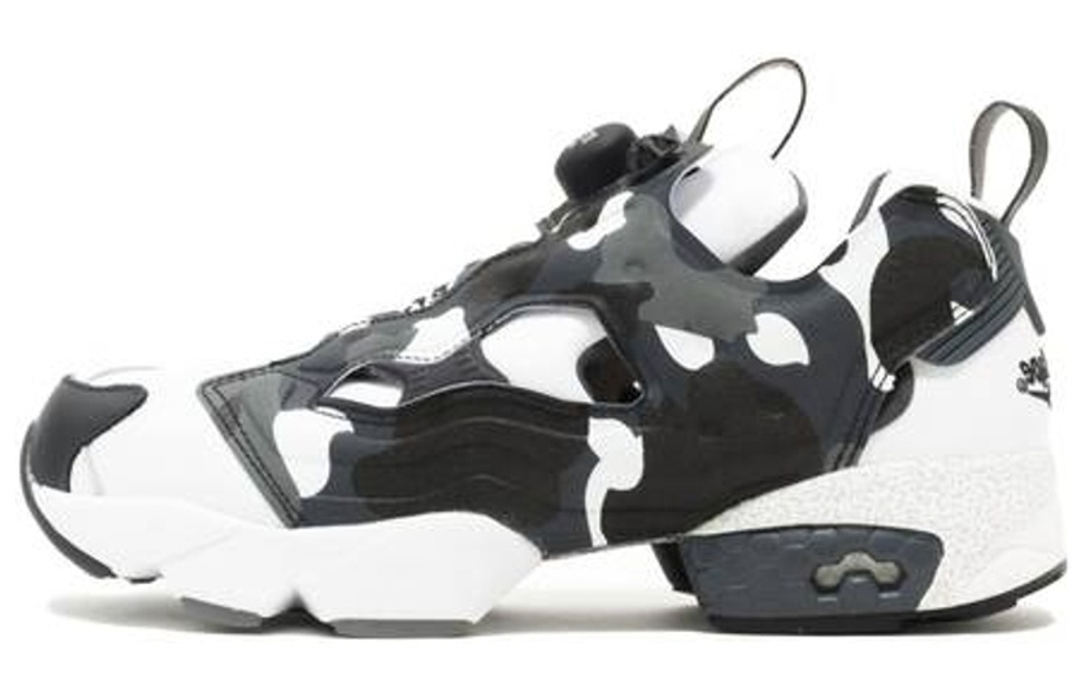 Кроссовки Doraemona X Reebok Instapump Fury