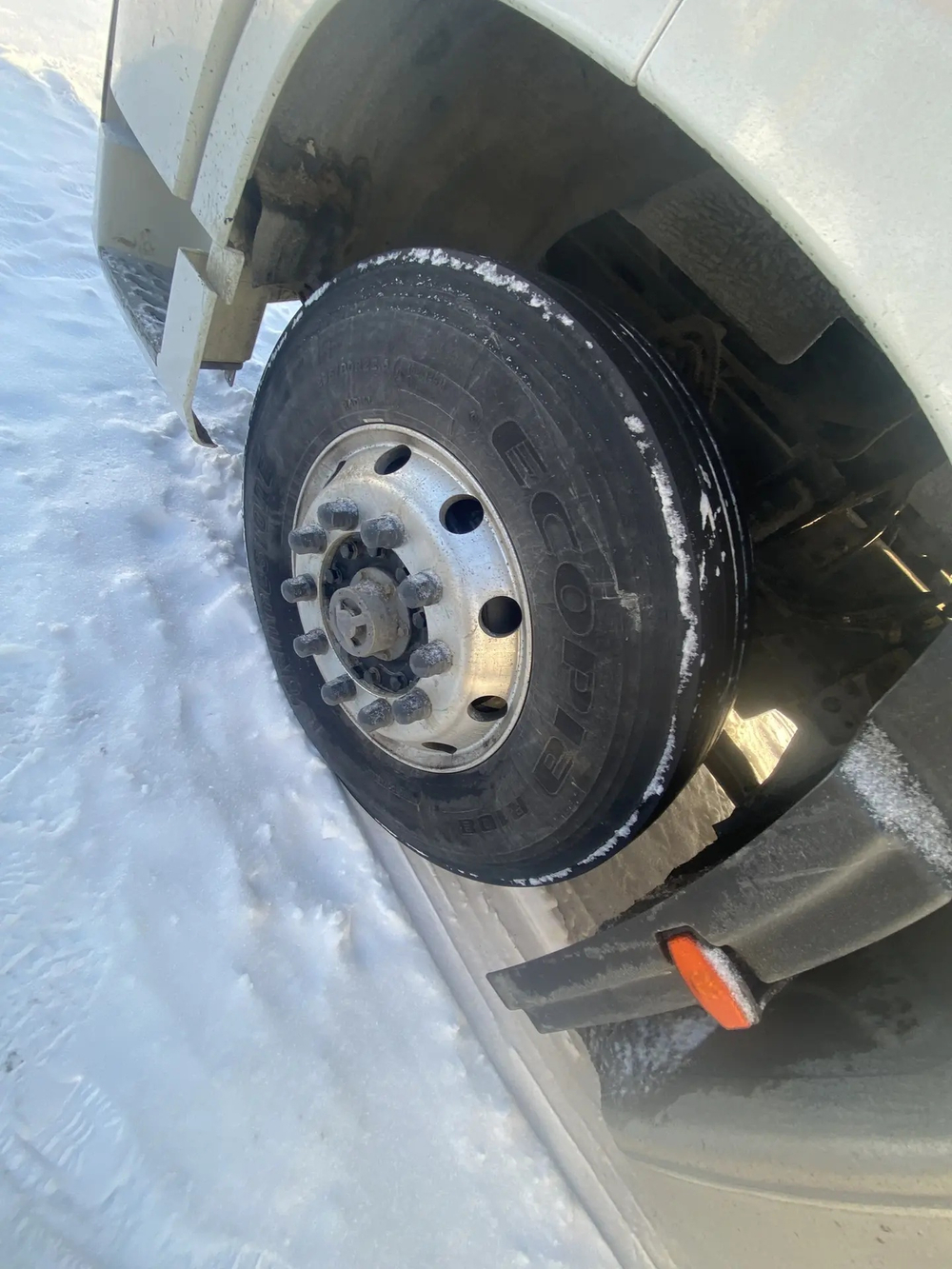 DongFeng DFH 4x2 Седельный тягач DFH4180C2 (Дизельный, 13,5 л, 528 л.с., АТ)