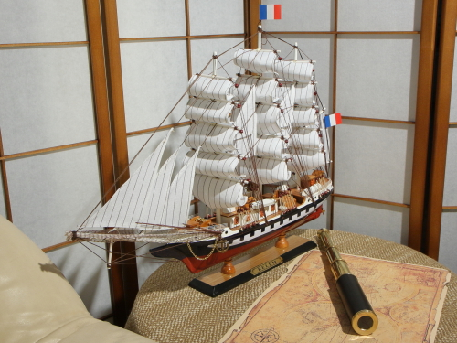 Модель парусника ''Belem''