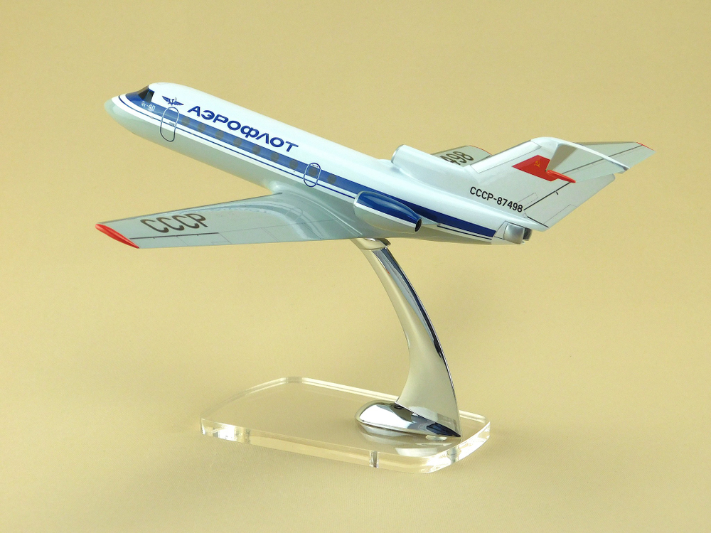 Модель самолета Як-40 (М1:72, Аэрофлот СССР-87498)