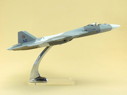 Модель самолета Су-57 (М1:48, 052, Камуфляж)