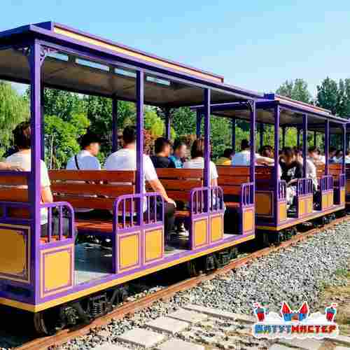 Рельсовый паровозик «Сказочный Экспресс», 4 вагона, 49 мест