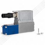 4WRPEH6C4B40L-2X/G24K0/A1M - Сервораспределитель Ду6 с обратной связью по положению золотника и встроенным усилителем (OBE), номинальный расход 40 л/мин, характеристика L - линейная, схема C4, сигнал управления A1 = ±10 V