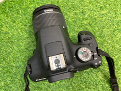 Canon EOS 2000D Kit 18-55mm 30.000 кадров