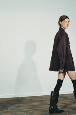 ZARA РУБАШКА ИЗ ПОПЛИНА С ВОРОТНИКОМ-ШАРФОМ, ТЕМНО-КОРИЧНЕВЫЙ