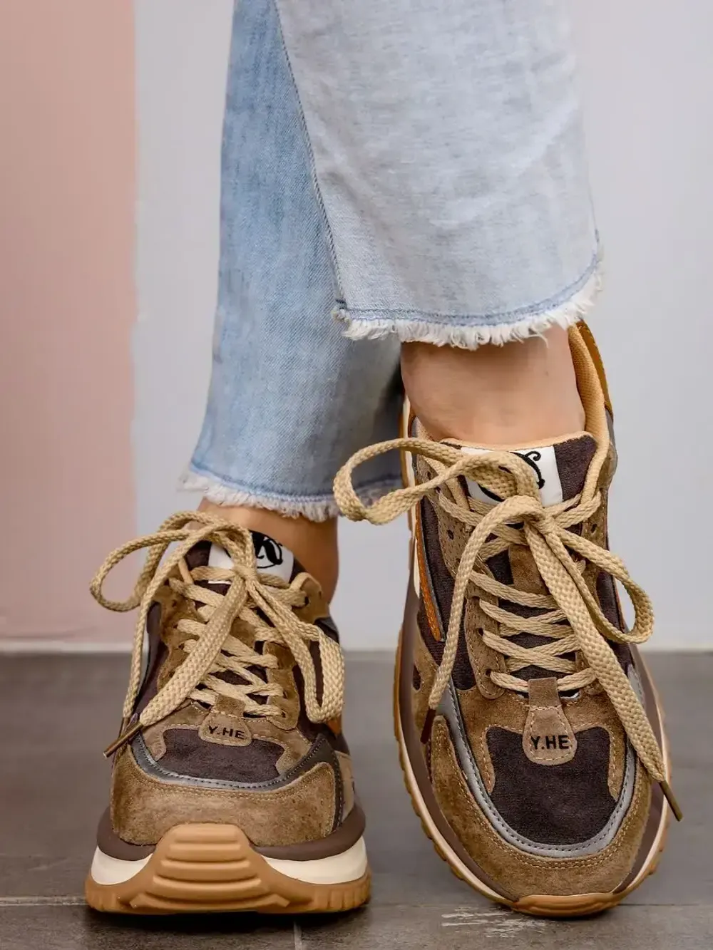 Кроссовки женские натуральная кожа