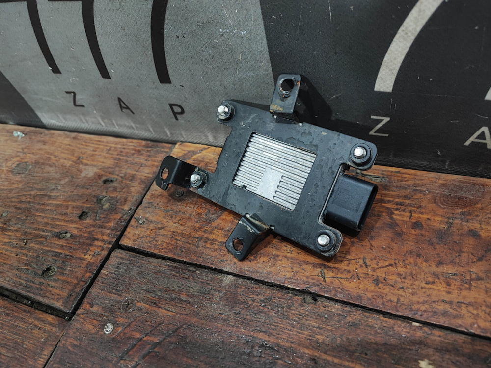 Датчик слепых зон задний левый Geely Tugella 19-нв Б/У Оригинал 6608043089