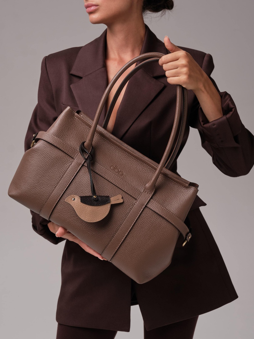 Женская кожаная сумка DBR 31229 коричневый какао