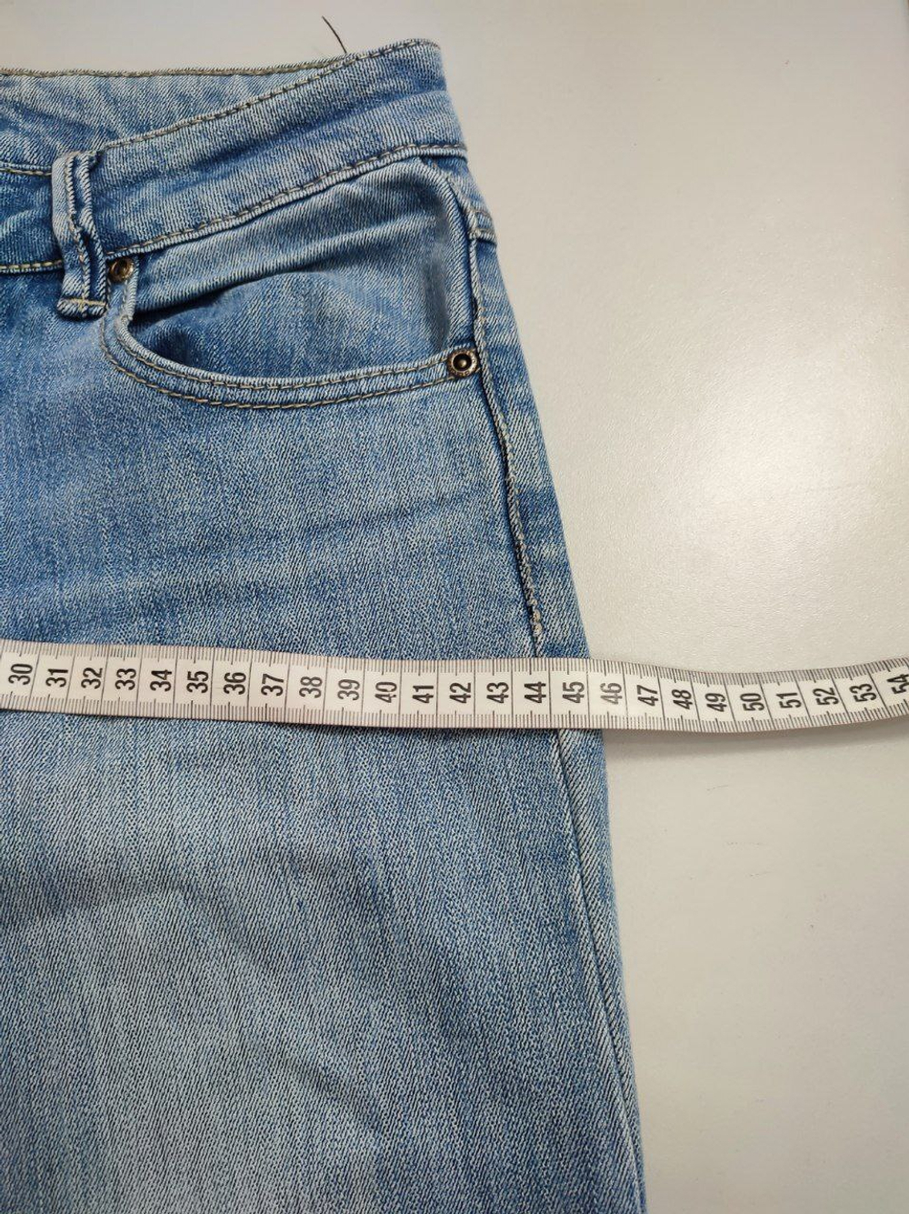 Джинсы базовые 42-44 размер