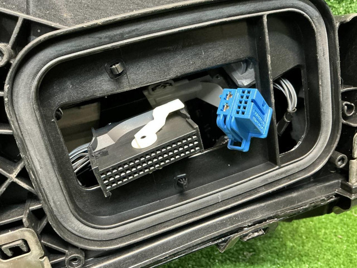 Фара левая Mercedes S W223 (20-нв) Digital Light