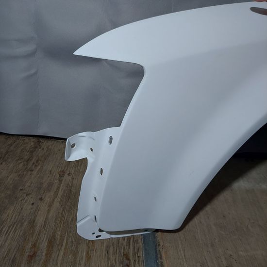 Крылья стеклопластиковые для Audi A4 B6