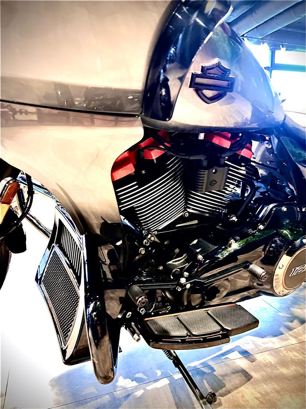 CVO Road Glide 121 Harley-Davidson 2025 Raven Fade с НДС