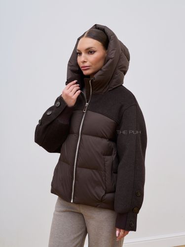 Комбинированный серый пуховик с капюшоном