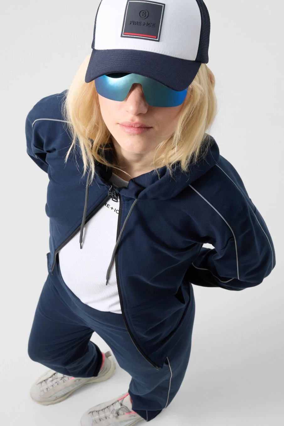 Толстовка BOGNER FIRE+ICE ENIA4 в синем цвете