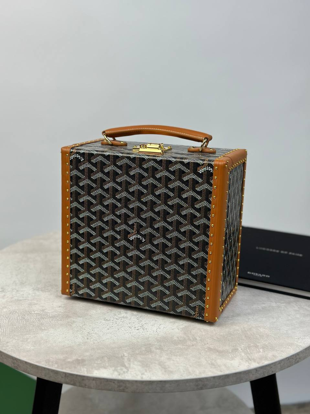 Шкатулка под часы Goyard