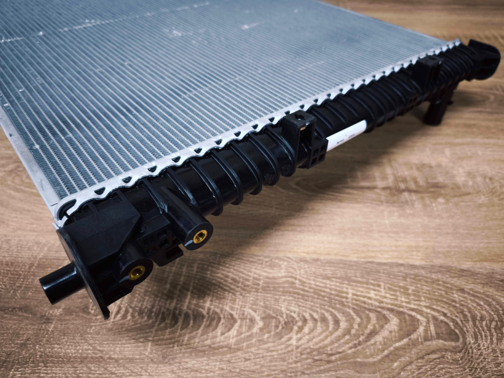 Рaдиaтoр двигaтeля в сборе НONGQI