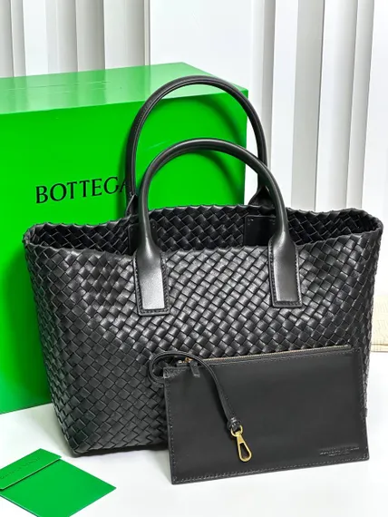 Cabat сумка-тоут Bottega Venetta Intrecci, чёрная